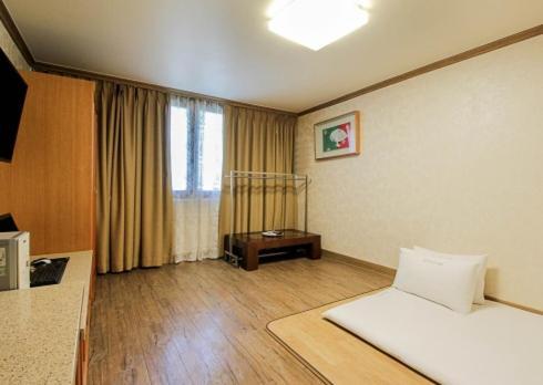 Yangji Park Hotel Changwon Exterior foto