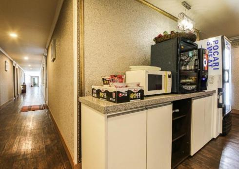 Yangji Park Hotel Changwon Exterior foto
